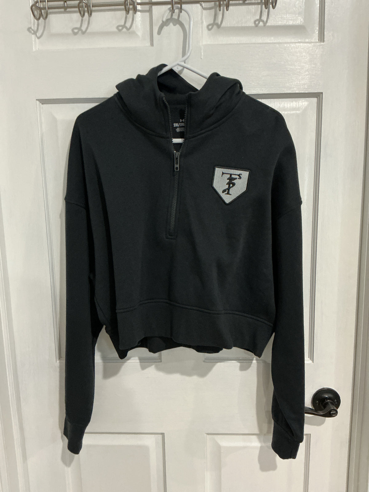 Women's Black 1/4 Zip Cropped Hoodie