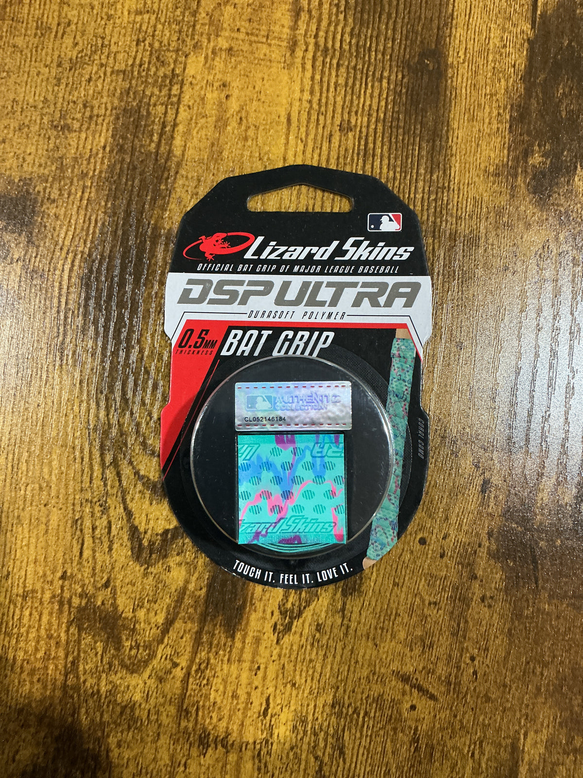 Marucci DSP Ultra Bat Grip - Coral Camo